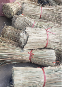 Couverture de parapluie en jonc de mer naturel pour la décoration de station de plage Panneau de toit en chaume tropicale fait à la main du Vietnam - Product Image 4