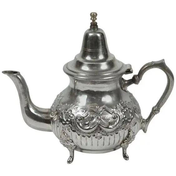 Mughlai-Stil Silber plattiert Kaffee und Teekanne mit Deckel und Designer-Griff, graviertes Blatt-Design, Serviergeschirr, Geschirr