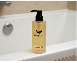 Ensemble de produits d'accueil haut de gamme pour hôtels, shampooing, revitalisant, gel douche, savon, pour l'hôtellerie, les centres de bien-être, les spas, les salons, avec étiquette privée personnalisée - Product Image 3