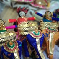 Porte-bougie décoratif carré floral fait main indien unique en métal écologique durable pour salon