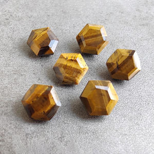 Pierres précieuses en gros calibrées en forme d'hexagone en œil de tigre naturel de qualité AAA +, toutes les tailles disponibles - Product Image 4