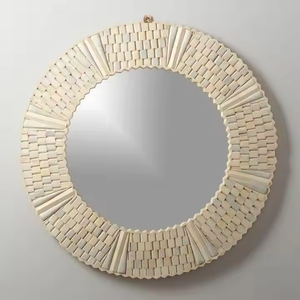 Cadre de miroir en incrustation d'os de conception moderne écologique fait à la main avec de la nacre pour la décoration murale par Crescnset Crafts - Product Image 6