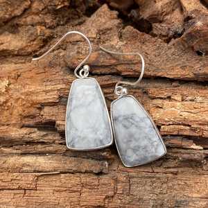 Pendientes de Howlite Hechos a Mano con Plata de Ley 925, Joyería de Moda Única, Regalo para Mujeres y Hombres - Product Image 3