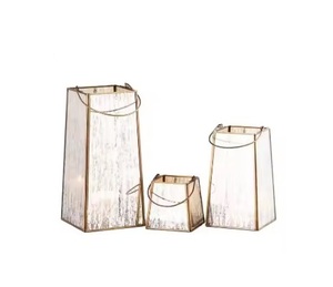 Linterna de hierro decorativa moderna linterna de vela de PC blanca mate para decoración de Navidad y Hotel hecha a mano personalizada - Product Image 5