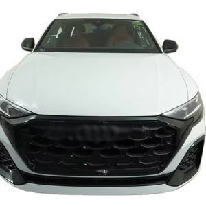 Vehículo Sedán Automático de Lujo Usado 2024-2025, 4 Puertas, 2.0 T Turbo Gasolina, con Asientos de Cuero y Rines de Aleación R18, Compacto Premium - Product Image 1