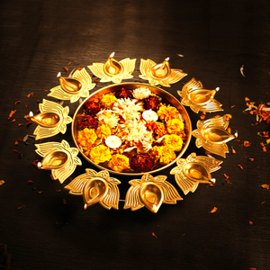 Ensemble de lampes à huile décoratives en fer forgé de style lotus traditionnel, 16 pouces, fait à la main, pour la prière, Diwali et la décoration de la maison pour les fêtes - Product Image 3