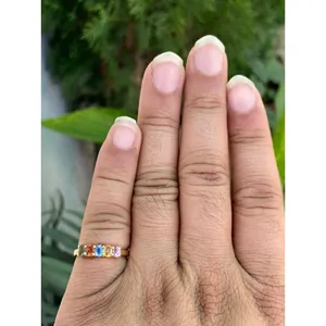 แหวนทอง 14k ชุบทองคำขาว ประดับด้วยแซฟไฟร์ธรรมชาติหลายเม็ด ฝังบนสแตนเลสสตีล พร้อมโรเดียม ขนาดเดียว ใช้เป็นของขวัญได้ - Product Image 5