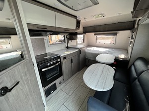Remolque para Campamento Lance 1475 |   Remolque de Viaje Ligero RV |   Caravana Familiar Compacta Remolcable - Product Image 3