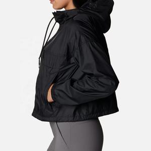 Chaqueta Deportiva Impermeable con Cremallera Negra Personalizable para Mujer, Talla Grande, con Capucha Larga, Cortavientos para Gimnasio, para Usar en Verano e Invierno - Product Image 3