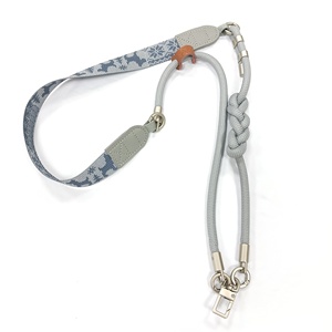 Nouvelles Tendances : Lanière Universelle pour Téléphone, Style Ethnique Vintage, Sangle Large en Tissu, Cordon Réglable pour le Cou et l'Épaule avec Patch de Fixation - Product Image 1