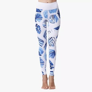 Women Yoga Set <b>Blue</b> Geometric Print <b>Crop</b> <b>Top</b> Leggings Breathable Spandex Polyester Seamless Fitness Wear Quick Dry Eco-Friendly - Product Image 3