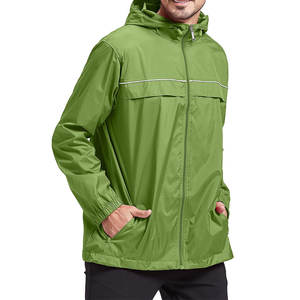 Chaquetas Impermeables Personalizadas al Por Mayor, Precio Bajo, MOQ Bajo, Chaqueta Cortavientos Ligera de Poliéster Plegable para Hombre y Mujer - Product Image 2