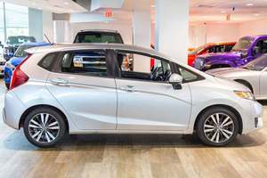 Honda Fit EX 2016 d'occasion, conduite à gauche - Product Image 2