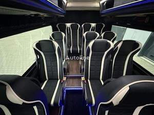Berline d'occasion 2023, transmission intégrale, sièges en cuir, boîte automatique, moteur 4.5L, norme Euro IV, toit ouvrant panoramique - Product Image 6