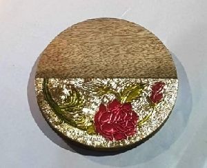 Prix de gros usine blanc rond carré noyer bois de hêtre sous-verre en bois pour boissons vaisselle ménage - Product Image 3