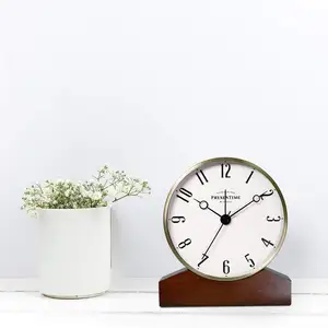 Wecker mit Hintergrund beleuchtung 4,5 Zoll Nachttisch Analog Non Ticking Silent Small Desk Clock mit arabischen Ziffern Batterie betrieben