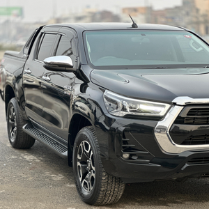 Mejor precio Toyota Hilux Pickup En stock Velocidad máxima disponible Envío rápido Sin historial de accidentes Volante a la izquierda y a la derecha - Product Image 1