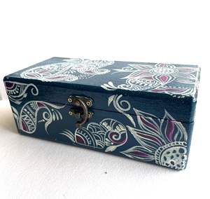 Caja de Joyería de Madera Hecha a Mano y Personalizada con Capas Decorativas Impresas para Hogares de Estilo Premium a Precio Económico en India - Product Image 3