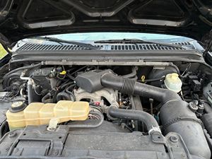 Ford Excursion XLT 4x4 2005 Usada en Buen Estado, 1 Dueño, Motor V10 de 6.8 Litros Reacondicionado, Procedente de California - Product Image 6