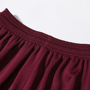 Ensemble d'uniformes de football de la meilleure qualité fabriqués au Pakistan, maillot d'entraînement de football avec logo personnalisé avec un nouveau style à bas prix - Product Image 5