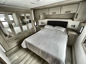 NUEVO 2025 G-R-A-N-D RV D-E-S-I-G-N M-O-M-E-N-T-U-M Clase M 344M DISPONIBLE PARA LA VENTA - Product Image 5