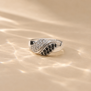 Bague en onyx noir et CZ blanc pour femme - Product Image 5