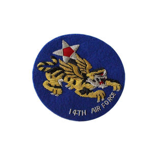 Blazer multicolore en laine avec badge de poche brodé à la main au Royaume-Uni |   Badges de sécurité en fil de bullion faits à la main - Product Image 5