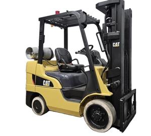 Oferta Exclusiva de Subasta para Montacargas 2C6000 con Neumáticos Acolchados de 2017, Capacidad de Carga de 6000 Libras - Product Image 1