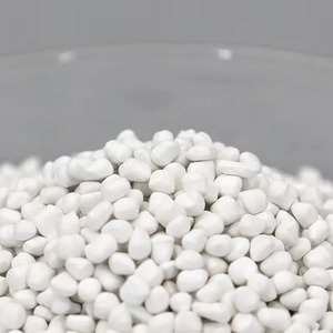 Masterbatch plastique à excellente cohérence chromatique, fabriqué à partir de polymères vierges à 100 %. - Product Image 5