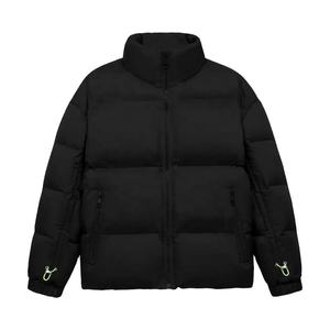 Chaqueta de Invierno Ligera para Hombre de Alta Calidad, Impermeable, con Capucha y Cierre de Cremallera, Estampado de Logotipo, para Uso en Exteriores, con Bolsillos Decorativos - Product Image 1