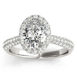 Anillo de Compromiso de Oro Blanco de 18K con Diamante de 0.34ct, Corte Ovalado, Estilo Halo con Pavé - Product Image 2