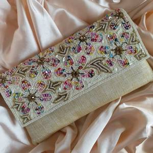 Bolsos de Mano Bordados de Estilo Bohemio Únicos y Expandibles, con Perlas, Diseño Elegante, Forro Personalizado, Colores Personalizados, Venta al por Mayor - Product Image 3