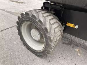 ขายดี รถกระเช้าไฟฟ้า Genie 28m S85XC แบบยืดหดได้ แพลตฟอร์มยกไฮดรอลิก คุณภาพสูง สำหรับงานก่อสร้าง - Product Image 2