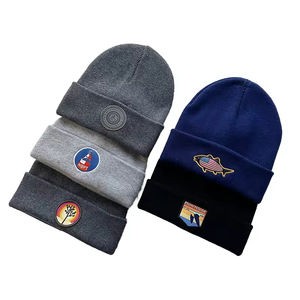 Gorros de Punto Personalizados de Alta Calidad para Adultos Unisex 2026 - 100% Acrílico con Opciones de Bordado de Estilo de Personajes - Product Image 1