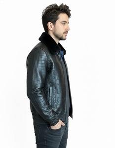 Chaqueta Bomber de Invierno Delgada para Hombre, Hecha a Medida, de Piel de Oveja Genuina Repujada, con Cuello Vuelto, Corte Ajustado, Logotipo Personalizado en la Parte Delantera, Impermeable - Product Image 4