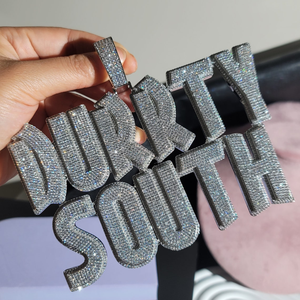 Collar con Placa de Nombre Personalizada, Cadena Cubana Chapada en Oro, con Letras y Números Grandes Personalizados, Colgante de Moissanita - Product Image 3