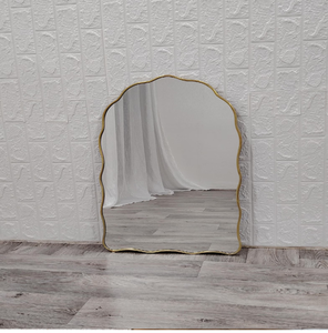 Espejo negro de cuerpo entero con un marco de diseño intrincado altamente detallado, una pieza llamativa, a precio mayorista. - Product Image 6