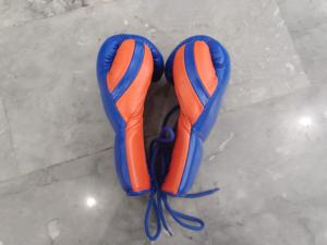Mejor precio Fabricante profesional Guantes de boxeo de estilo mexicano Cordones de crin de cuero de vaca Guantes de repuesto de luchadores especiales - Product Image 3