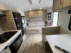 Caravane de voyage F-o-r-e-s-t R-i-v-e-r R-o-c-k-w-o-o-d Mini Lite, nouvelle conception, tout-terrain, 4x4, pour le camping - Product Image 3