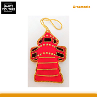 Ornement de phare rouge artisanal de qualité supérieure - 10 cm Décoration suspendue festive Disponible avec un design et une taille personnalisables en provenance d'Inde