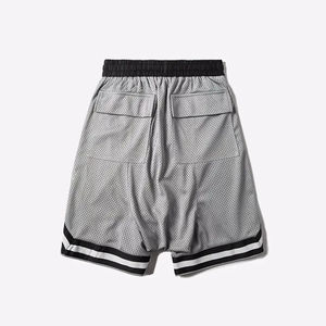 Vêtements de sport de haute qualité avec logo personnalisé, shorts d'entraînement pour hommes en maille de basket-ball avec impression par sublimation en vente de gros - Product Image 4