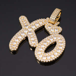 Collier pendentif crâne en acier inoxydable lourd pour femmes bijoux de style motard gothique Rock Punk - Product Image 2