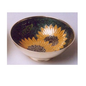 Tazón de Metal Decorativo Hecho a Mano para Servir Aperitivos, Diseño Elegante, Tazón para Servir Fruta - Product Image 2