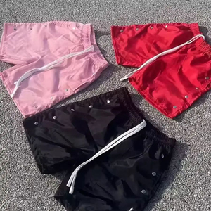 Short de gym imprimé avec logo personnalisé pour homme 100% polyester à séchage rapide respirant Baggy Fit Streetwear pour l'entraînement et les vêtements de sport décontractés - Product Image 6