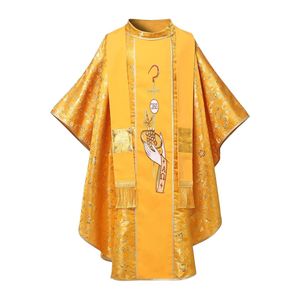 Comprar batas litúrgicas católicas de diseño personalizado OEM ODM bordado religioso Iglesia clero casulla sacerdotal - Product Image 3