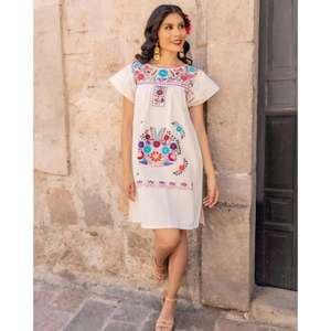 Robe longue blanche brodée florale pour femme, style ethnique mexicain bohème, tunique à manches courtes, décontractée d'été, en coton, taille naturelle, lavable - Product Image 4