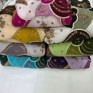 Nueva impresión actualizada con tela de seda crepé pura de trabajo para hacer que el traje Salwar de mujer esté disponible en cantidad a granel - Product Image 2