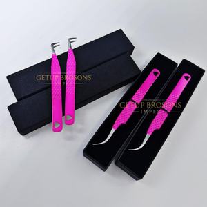 Pinzas para Extensión de Pestañas Curvas de Acero Inoxidable Getup Brosons Impex, Color Rosa Intenso con Recubrimiento en Polvo, Pinzas Profesionales para Pestañas - Product Image 2
