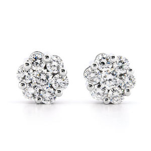 Boucles d'oreilles clous en or blanc 14 carats avec diamants de laboratoire certifiés AGI 2,00 ct - Product Image 5