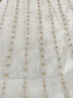 Tissus Jacquard en Soie Russe, Motif Brodé, Tissu Georgette Tissé, Style Uni, Caractéristique Mémoire pour Filles, Revêtement PE